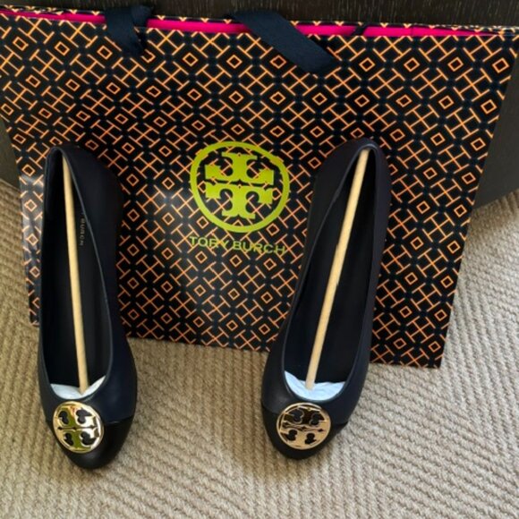 Tory Burch Royal Navy Chelsea Cap-Toe Ballet Flats - Picture 13 of 15